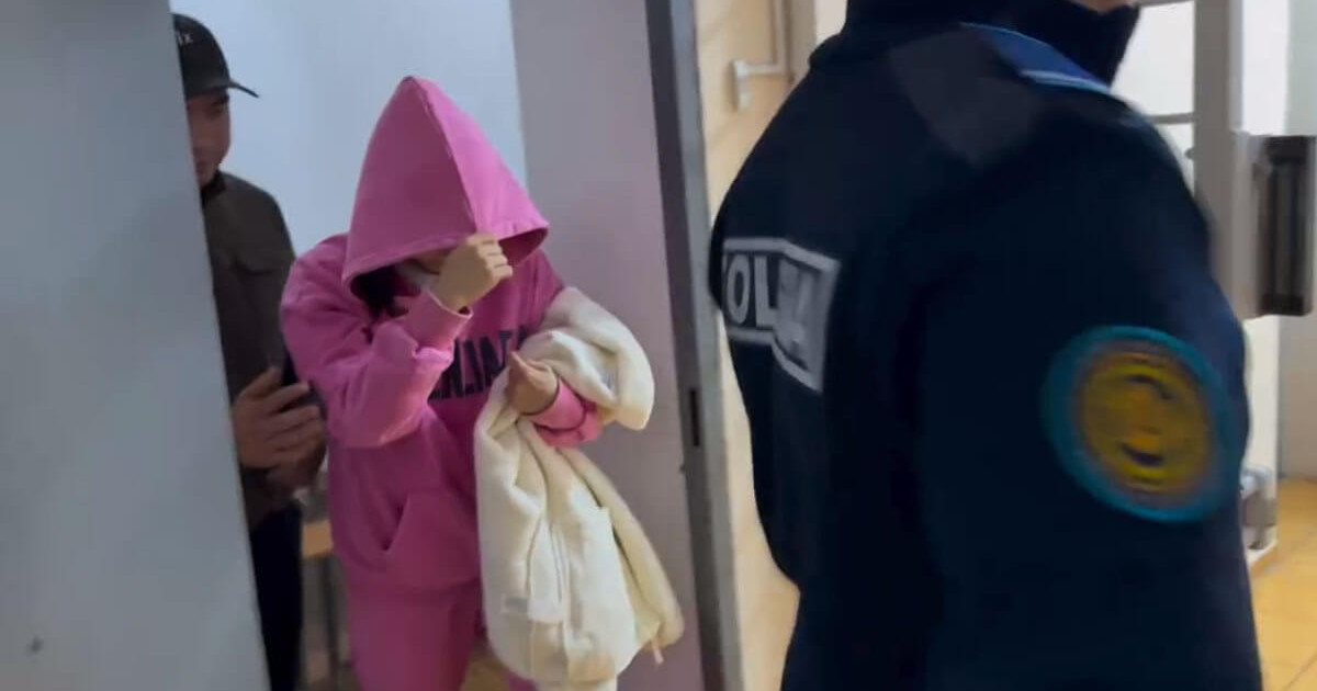 Талдықорған тұрғынының көлігінен 20 миллион теңгенің есірткісі табылды