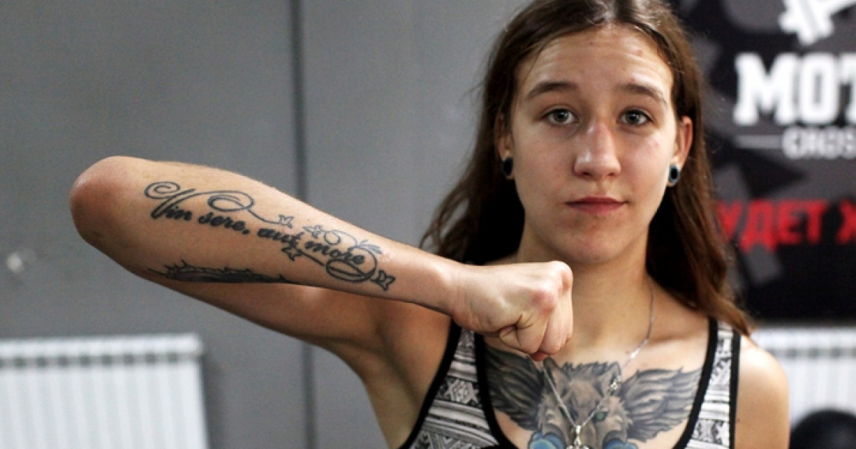 UFC-дегі алғашқы қазақстандық әйел Мария Агапованың жекпе-жегі қалай аяқталды