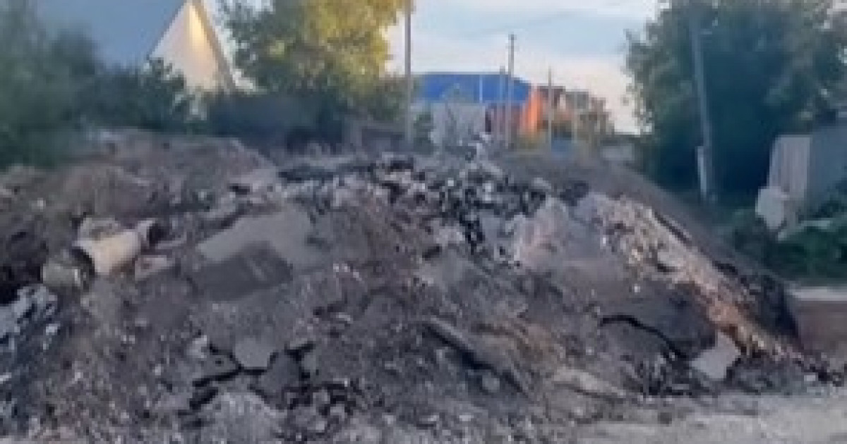 «Үйімізге кіре алмай қалдық»: Көкшетауда жолы «жөнделген» тұрғындар шу көтерді