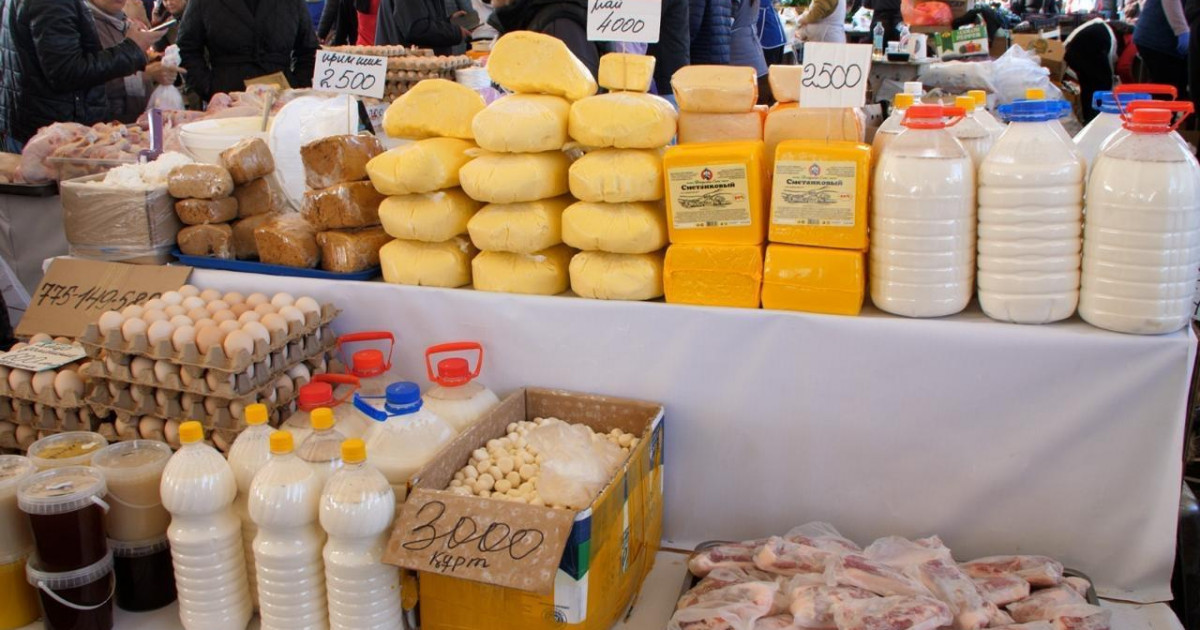 Астанадағы жәрмеңке: төрт облыстан қандай өнімдер әкелінеді?