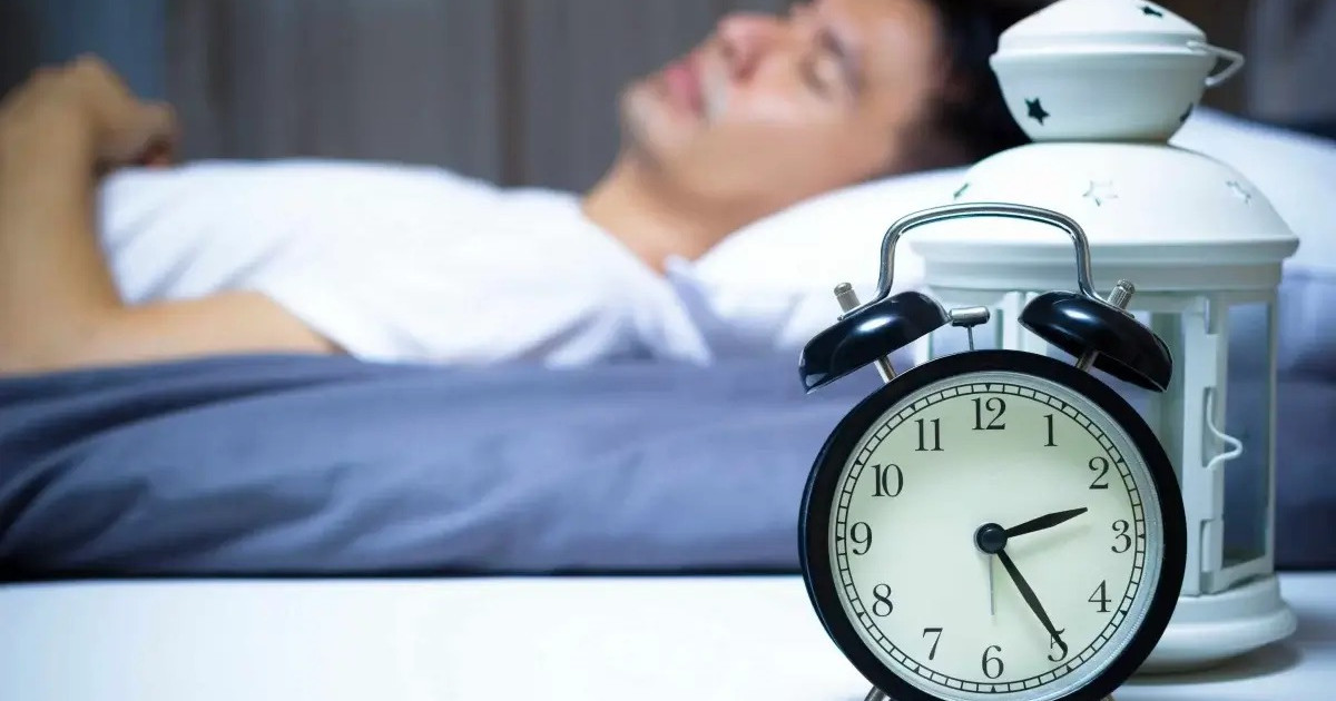 Күні бойы сергек жүру үшін қанша сағат ұйықтау керек?