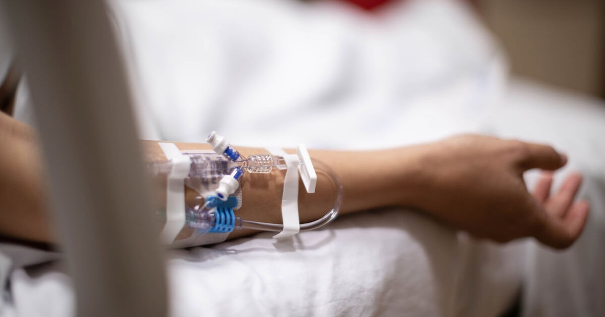 Орал тұрғыны анасының өлімі үшін ауруханадан 2 миллион теңге өтемақы өндіріп алды