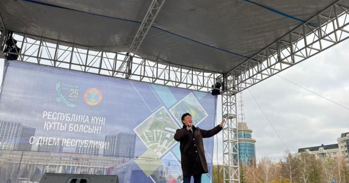 Республика күні: елорданың бес ауданында концерт өтті