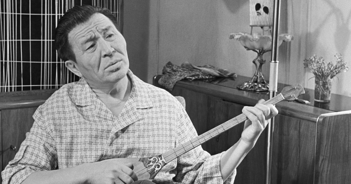 Шәкен Айманов өзін өнерлі адаммын деп санайтын бөспелерді көргенде, үндемей отырып қалатын – Хабиба Елебекова