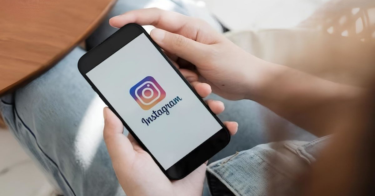 Түркістандық бойжеткен Instagram арқылы азаматтарды сан соқтырды