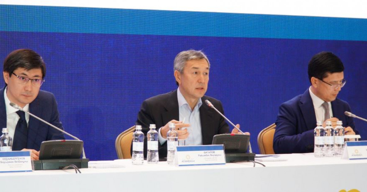 «Атамекеннің» XII съезінде салық саясаты, өнеркәсіпті дамыту мәселелері талқыланды