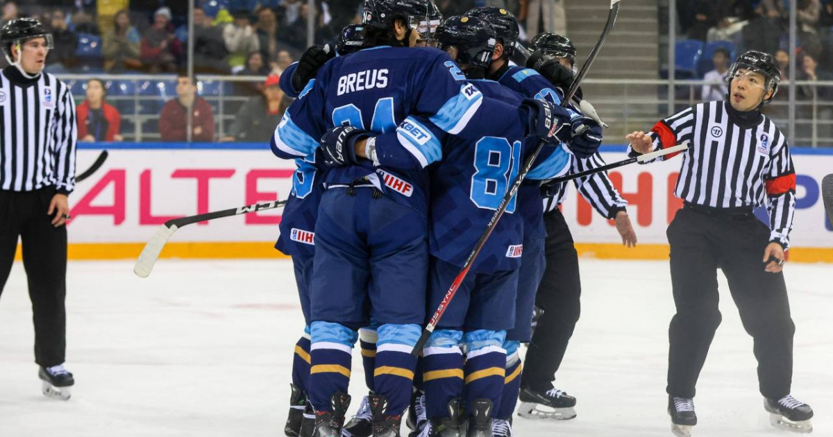 Қазақстан құрамасы тарихта бірінші рет хоккейден Азия чемпионы атанды