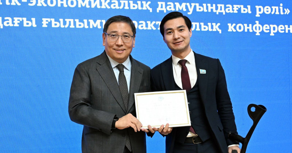 30 жыл: Алматыда мәслихаттың мерейтойына орай ғылыми-практикалық конференция өтті