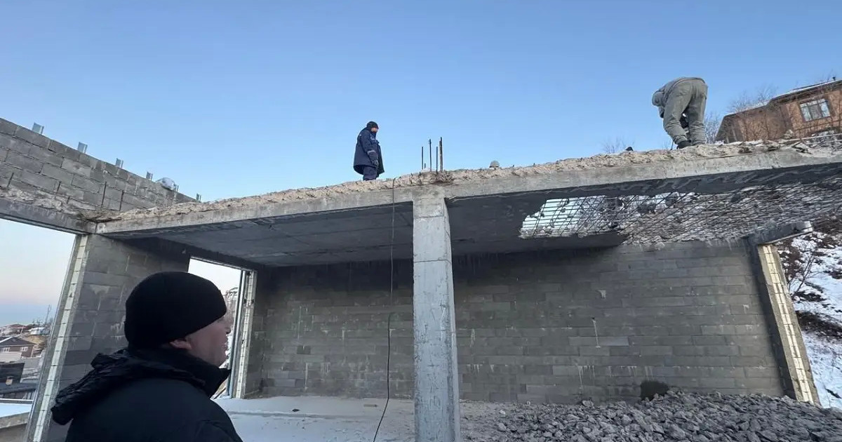 Алматыда тағы екі заңсыз құрылыс нысаны бұзылады