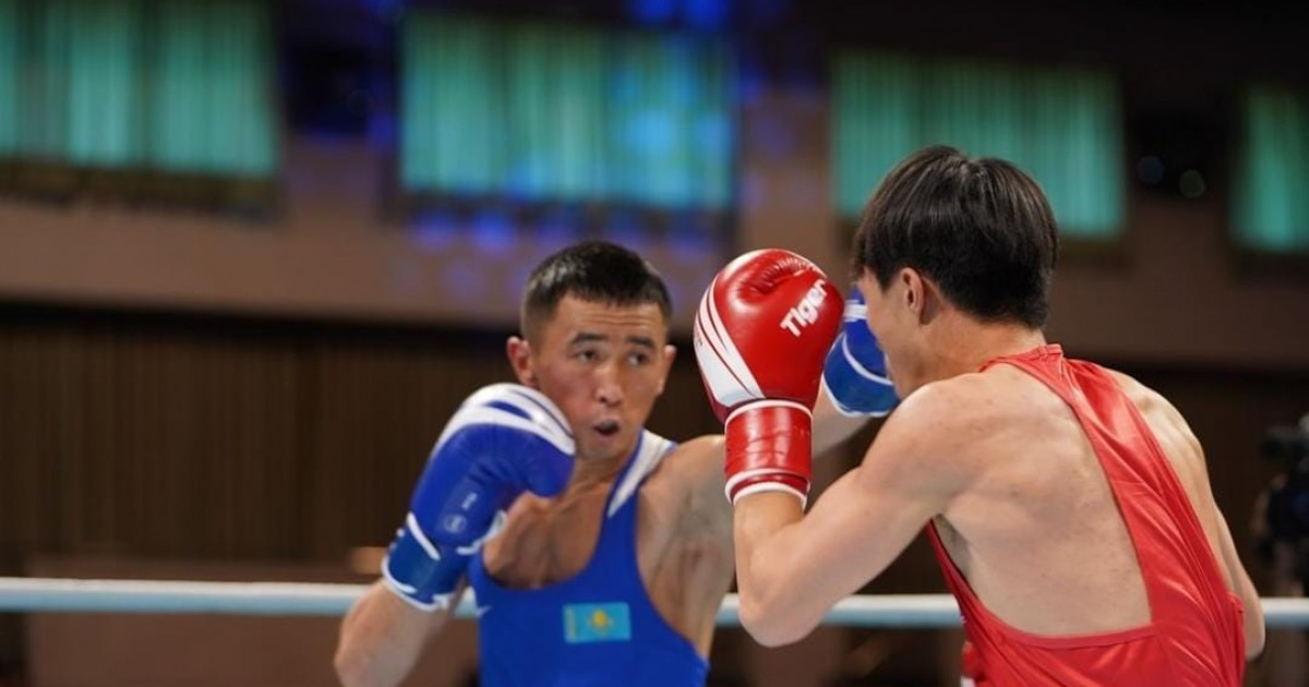 Азия чемпионаты: Махмұд Сабырхан қарсыласын бірінші раундта-ақ 3 рет нокдаунға түсіріп, ширек финалға өтті