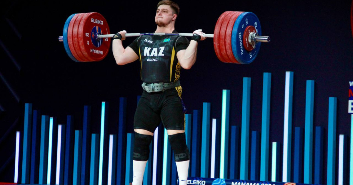 Қазақстан спортшысы Артем Антропов ауыр атлетикадан әлем чемпионы атанды