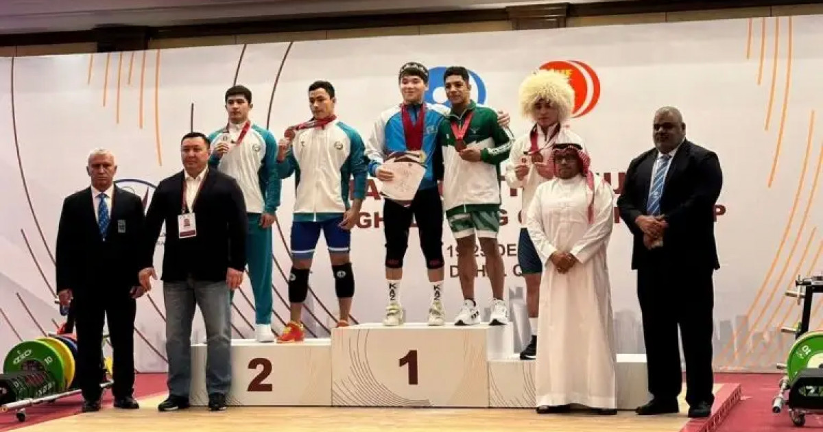 Қазақстандық ауыр атлет Қатарда екі рет рекорд орнатты