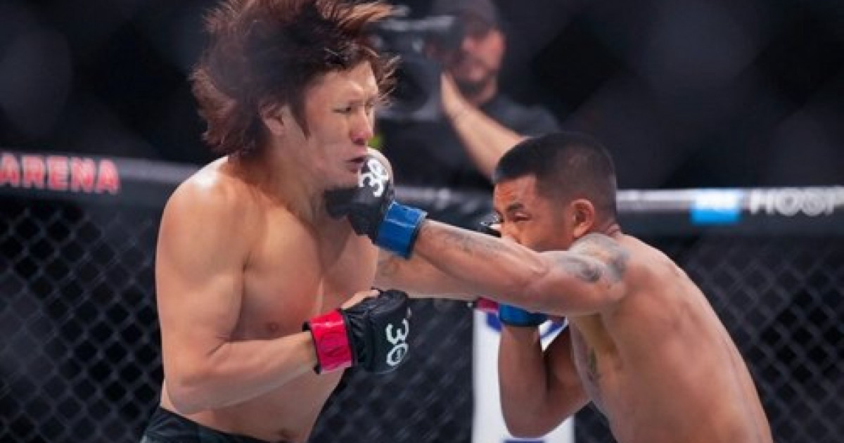 Жалғас Жұмағұлов кәсіби бокстағы алғашқы жекпе-жегін жеңіспен бастады