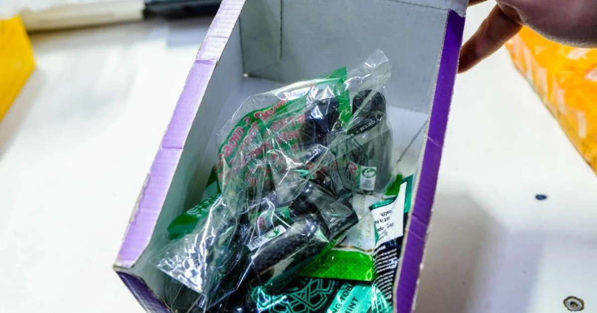 Астанада насыбай мен снюс сатқан дүкен иелеріне айыппұл салынды