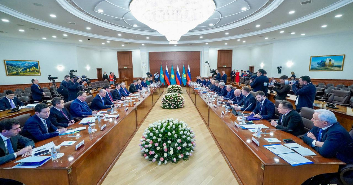 Олжас Бектенов  Ресейдің премьер-министрімен келіссөз жүргізді