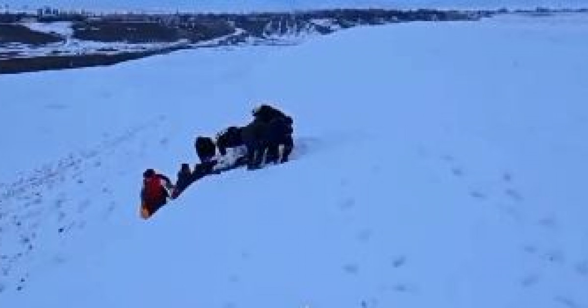 Таудан құлаған әйелді аман алып қалды