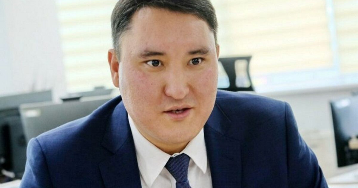 Теңге бағамына нарықтан тыс, әкімшілік жолмен әсер ету өте қауіпті – Айбар Олжаев