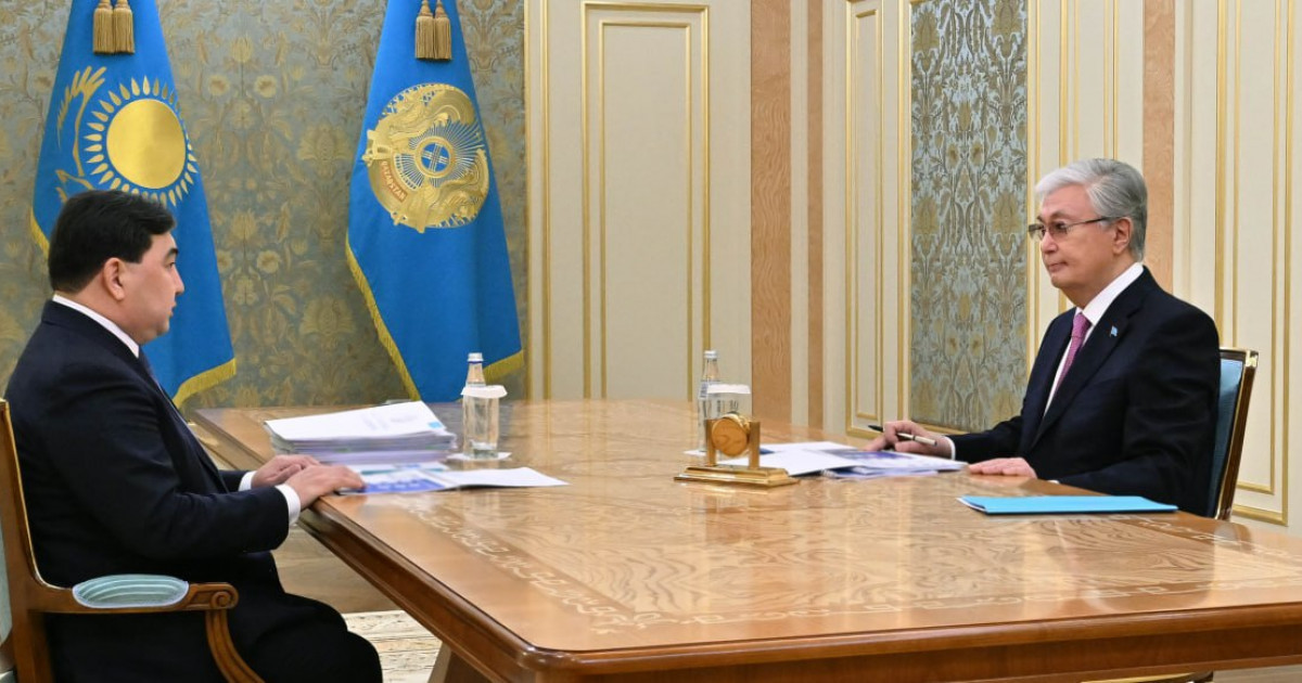 Дархан Жазықбай Президентке мемлекеттік аппаратты бюрократиядан арылту шаралары жөнінде есеп берді