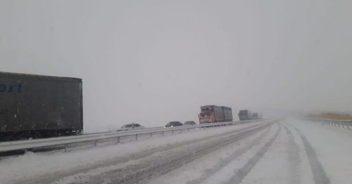 Екі облыста бірнеше жол учаскесі жабылды