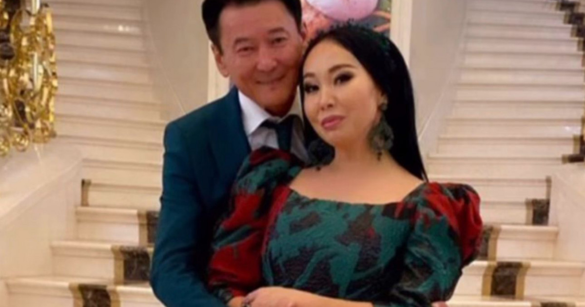 «Тойда мас болғандары ұят болды»: Қыдырәлі Болманов тойда ішпегенін айтып ақталды