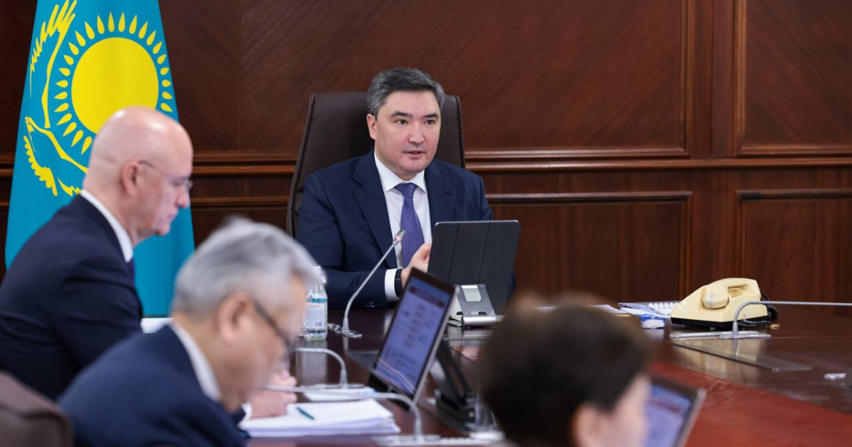 Үкімет басшысы министрліктер мен әкімдіктерге жол құрылысына байланысты тапсырма берді