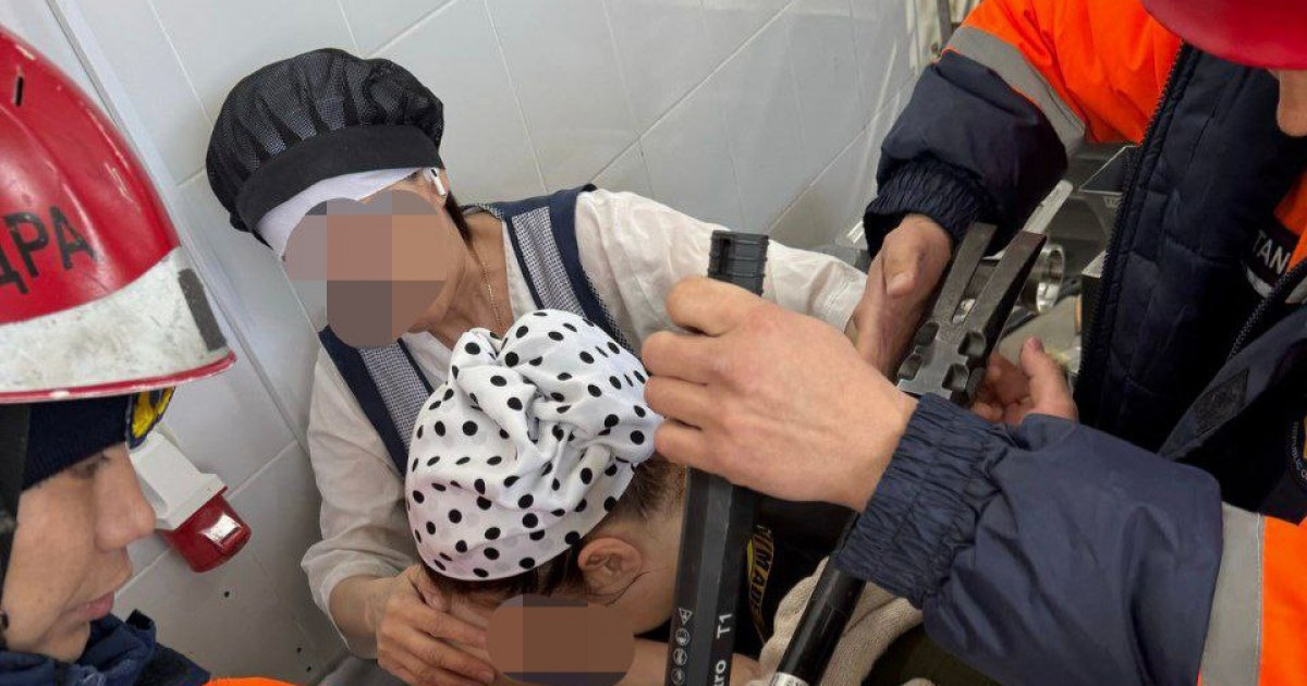 Астанада ТЖ өкілдері оқыс жағдайға тап болған әйелге көмек көрсетті