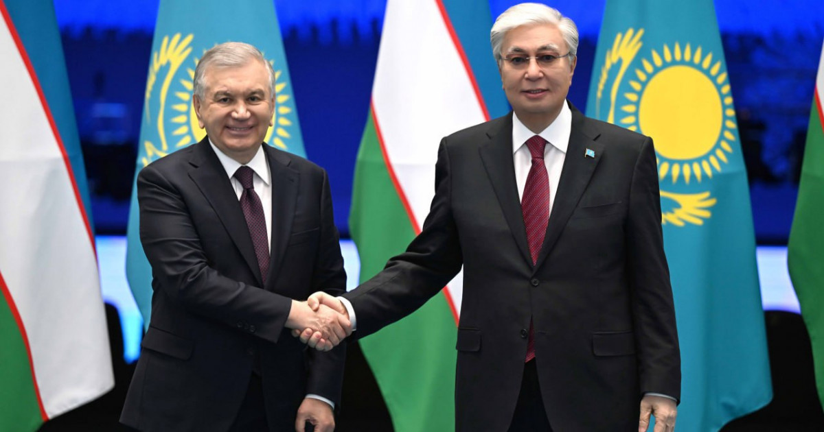 Мемлекет басшысы Шавкат Мирзиёевпен бейресми кездесу өткізді
