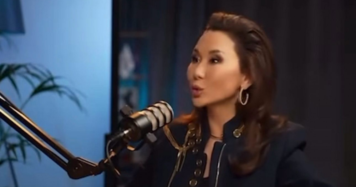 «Мен де бақытты болуға лайықпын»: Жұмабек Жанқұловқа тұрмысқа шыққан Динара Сәтжан сұхбат берді (видео)