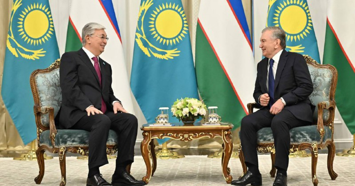 Қасым-Жомарт Тоқаев Өзбекстан президенті Шавкат Мирзиёевпен кездесті