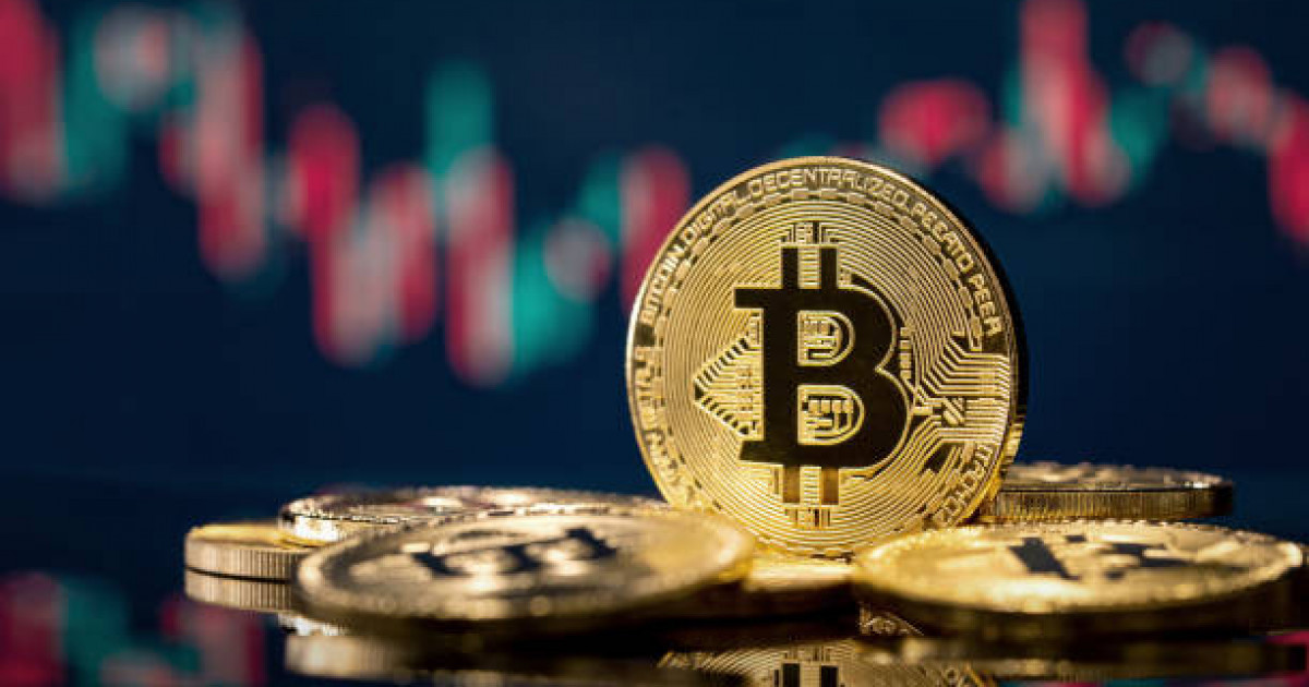 Әлемде биткоиннің бағасы арзандады