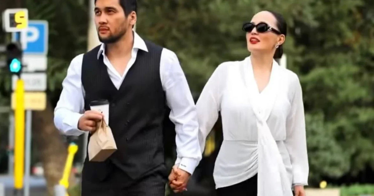 «Әдемі жұп»: Кәмшат Жолдыбаева күйеуімен қол ұстасып жүрген видео жариялады