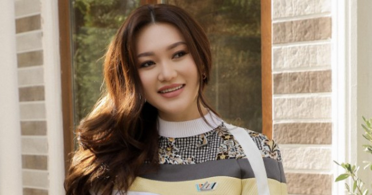 «90-60-90 боламын, сөзім – сөз»: Ерке Есмахан сын айтқан оқырмандарына уәде берді