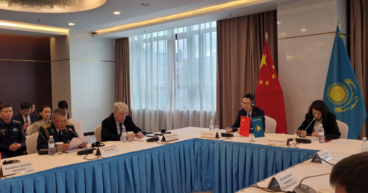 Астанада тарихи Жеңістің 80 жылдығына арналған дөңгелек үстел өтті