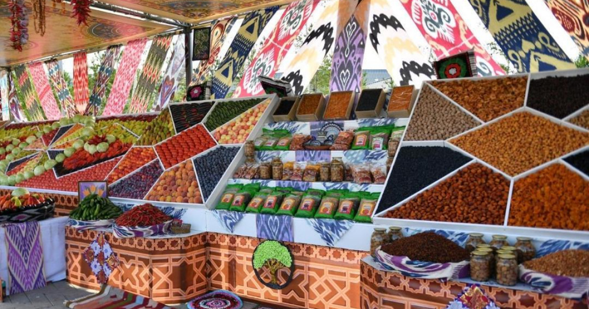 Күніне 1 тонна палау мен түрлі тағамдар сатылады