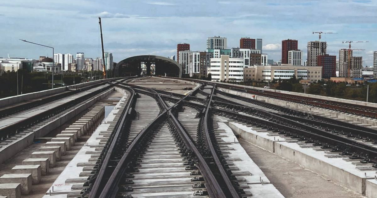 LRT желісінде рельстерді төсеу жұмыстары аяқталды