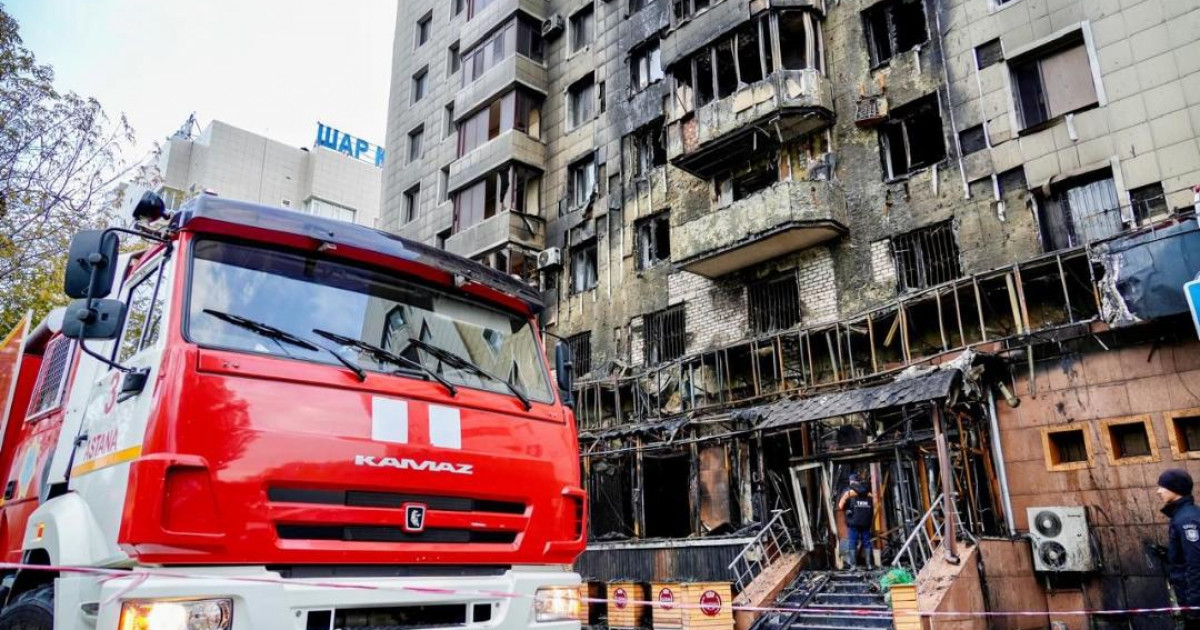 Астанада дәмхана өртеніп, 8 пәтер жанып кетті