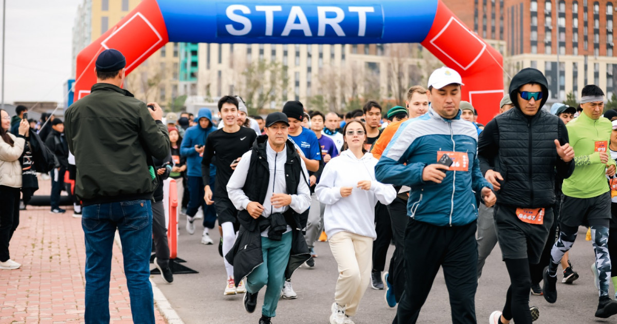 «Чемпиондық рух»: Астанада Отбасы күні аясында мерекелік марафон өтті