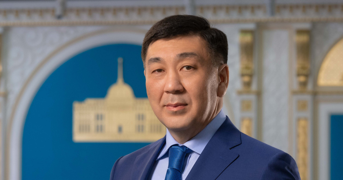 Ернар Баспаев Президенттің кеңесшісі лауазымынан босатылды