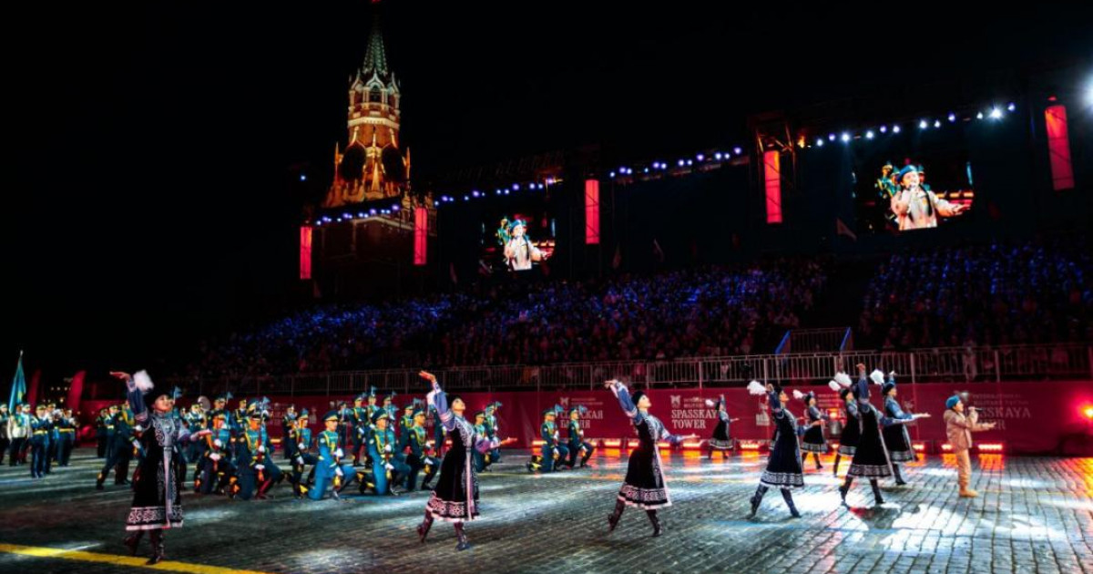 Қызыл алаңда өткен әскери парадта қазақ сарбаздары таңғалдырды