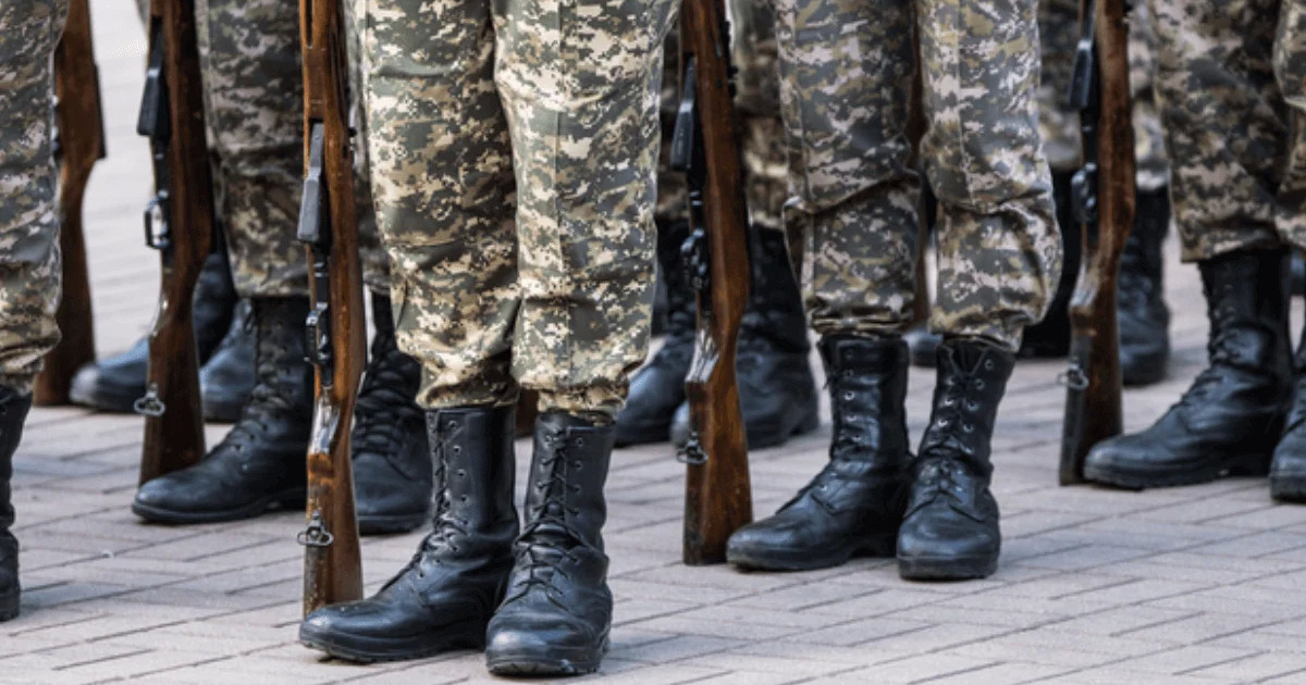 Әлемнің қай елдерінде әскерге бару міндетті емес?