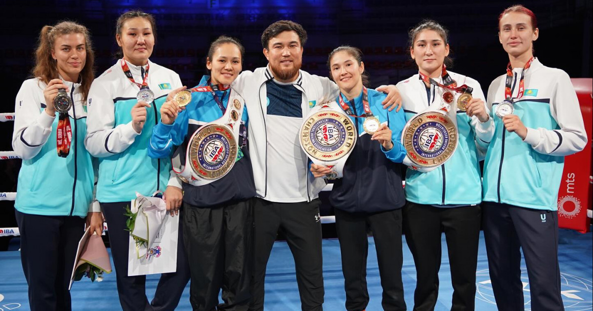 Ливерпульдегі әлем чемпионатында жеңімпаз атанған боксшы қыздарымыз елге оралды