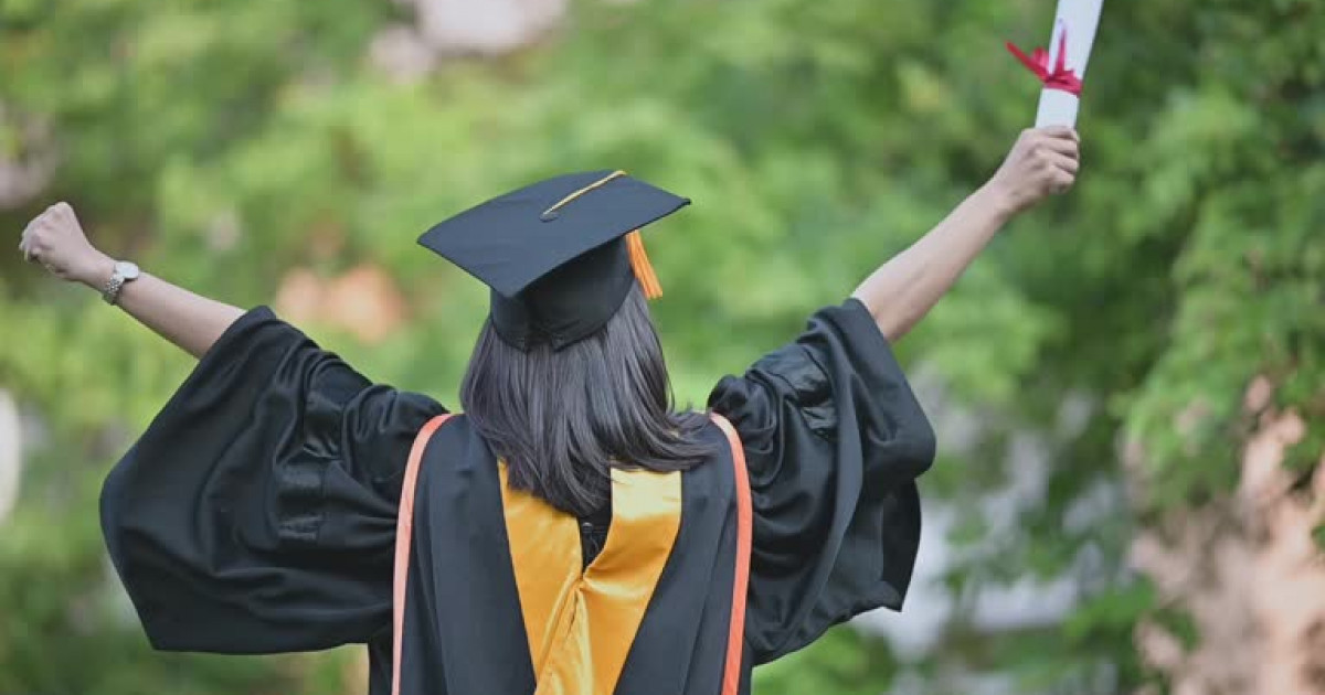 Мемлекеттік грантты өтеуден кімдер босатылады?