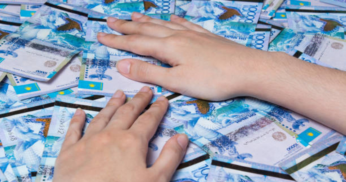 Несие, қарыз, тамақ, коммуналдық қызмет: 2025 жылы қазақстандықтар ақшасын қалай жұмсағаны белгілі болды