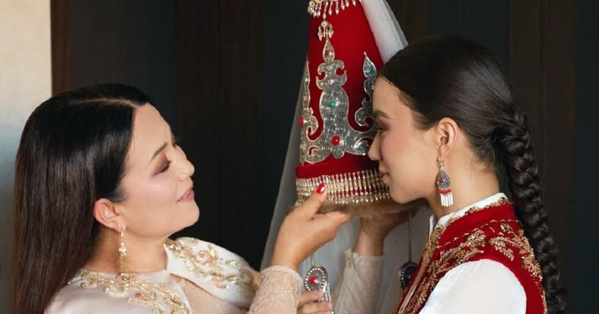 Светлана Айтбаева: «Біз жақта ұзатылатын қыз міндетті түрде қызыл түсті киім киеді»