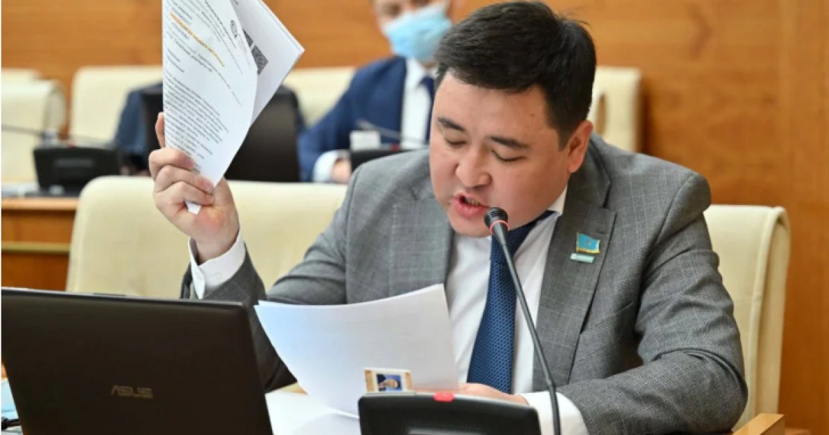 Жасөспірімдерді неге жұмысқа алмайды?