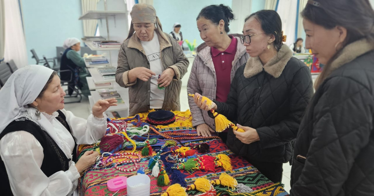 «AMANAT»: Қызылордада қолөнер шеберлерінің көрмесі өтті