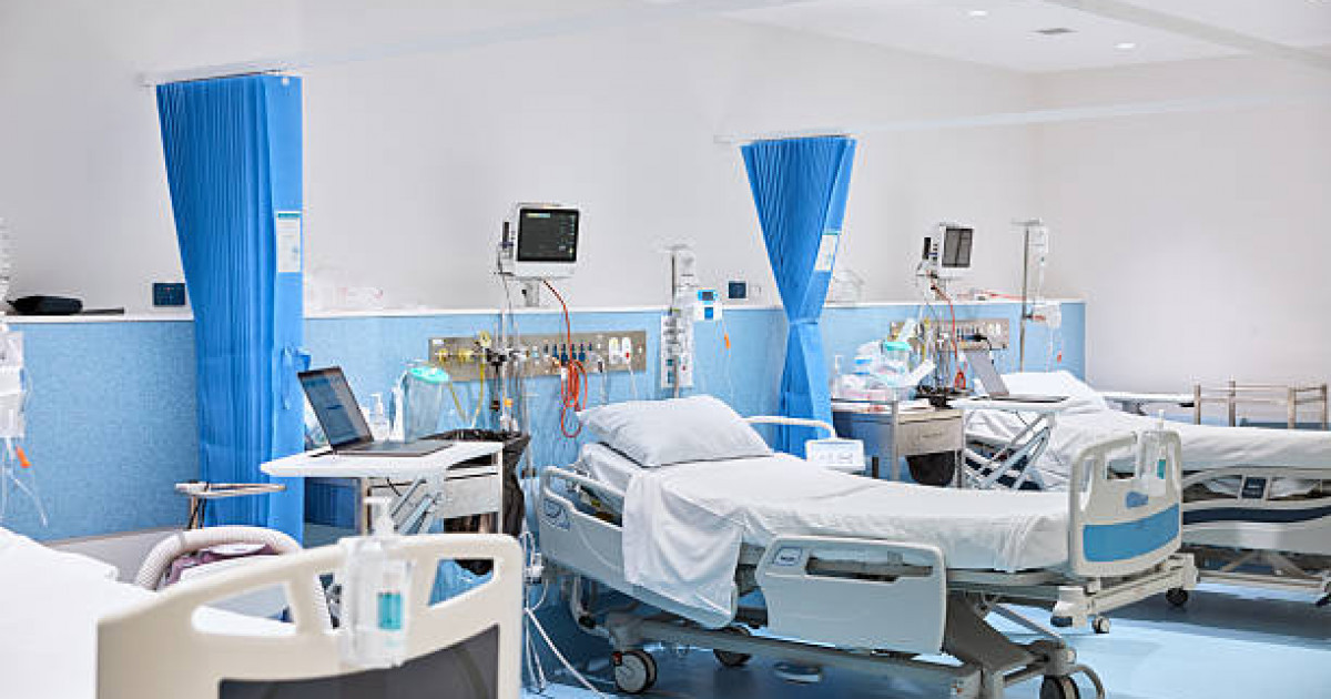 «Белгісіз дәрілер берді»: Ақтөбеде есінен танып қалған әйелді жындыханаға қамаған