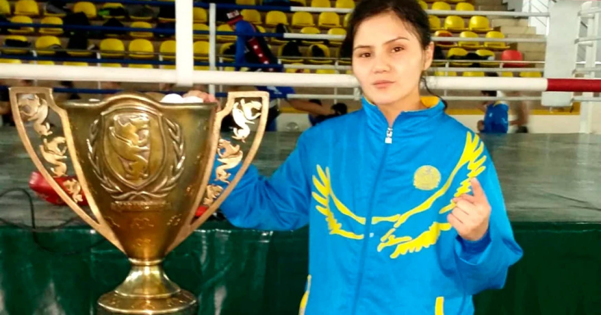 Бес баласы бар боксшы чемпион болды (видео)