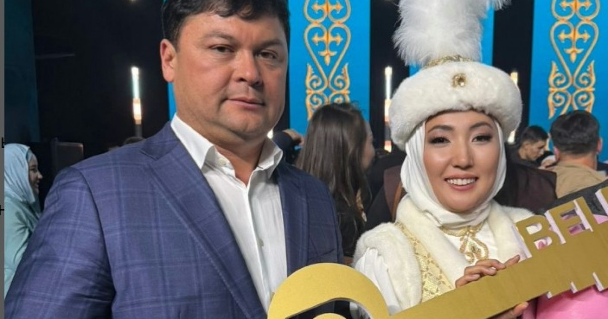 Кәсіпкерлер айтыскер Сара Тоқтамысова мен Айбек Қалиевке Астанадан жаңа пәтер сыйлады (видео)