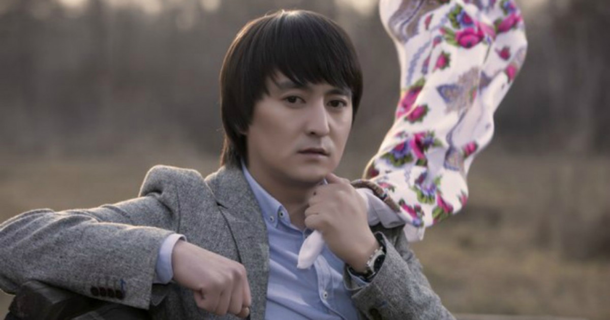 Әнші Еркін Нұржан ауылға барып, ыңғайсыз жағдайға қалды (видео)